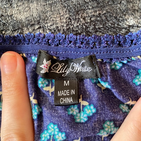 Blue tank top - Picture 5 of 6